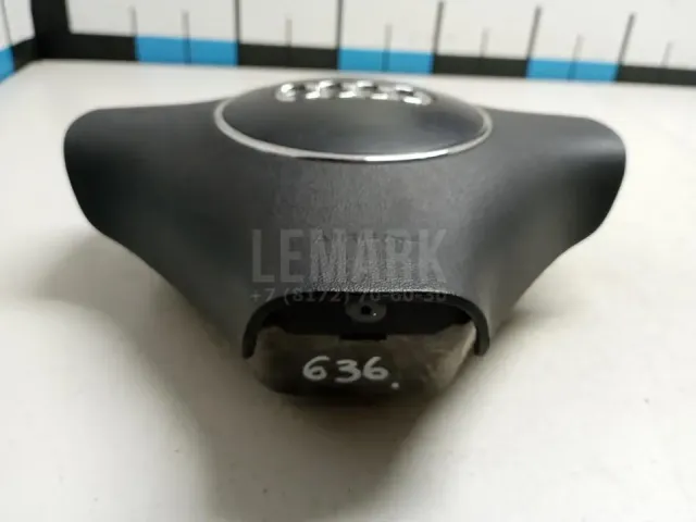 Подушка безопасности в рулевое колесо для  Chrysler 300C 2011-2023