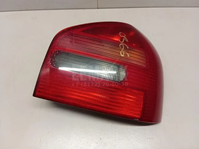 Фонарь задний правый для  Ford Maverick 2001-2007