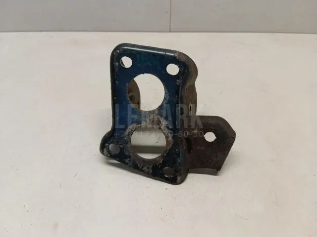 Кронштейн задней балки для  BMW X2 F39 2018-2023