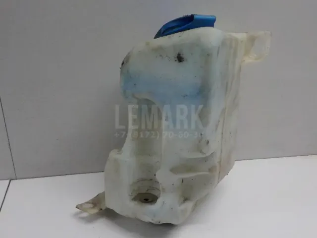 Бачок омывателя лобового стекла