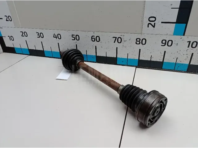 Полуось передняя левая