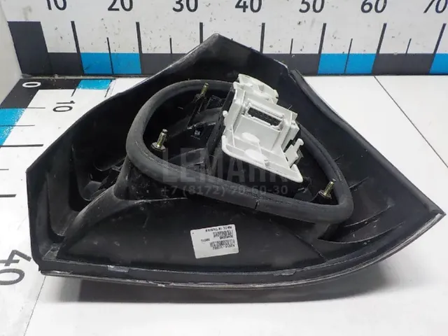 Фонарь задний левый для  BMW 7-serie E65/E66 2001-2008
