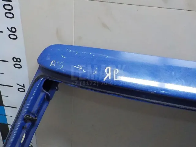 Дверь багажника