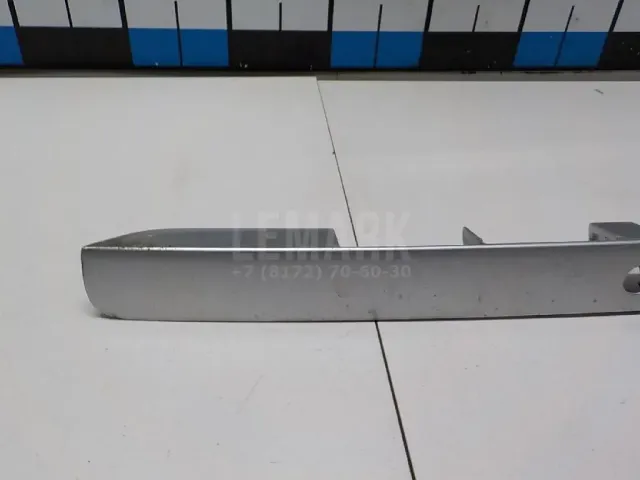 Накладка двери багажника
