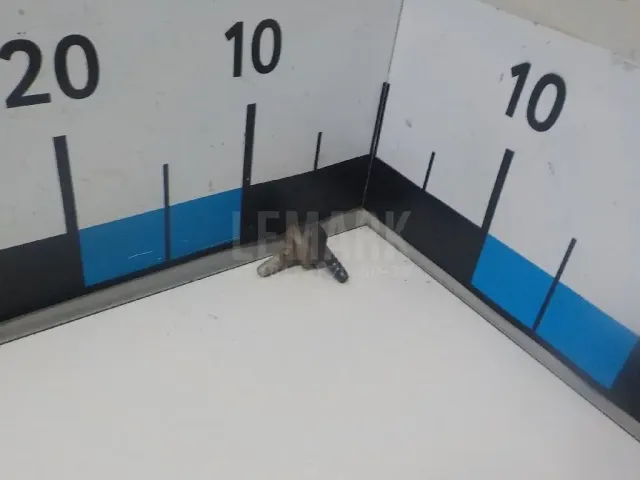 Клапан вакуумный