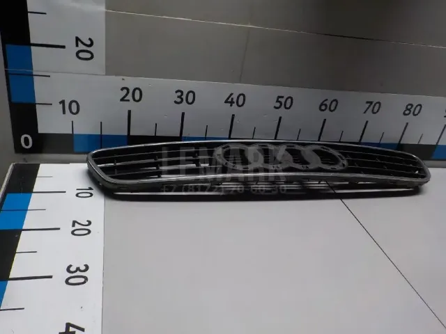 Решетка радиатора для  BMW X1 F48 2014-2022