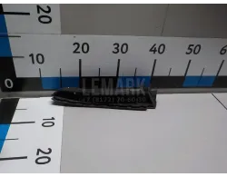 Направляющая переднего бампера левая
