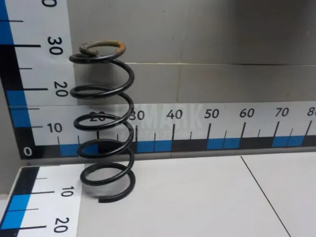 Пружина передняя