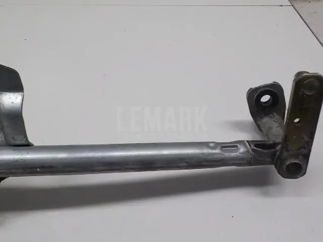 Трапеция стеклоочистителей