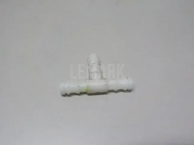 Тройник омывателя фар