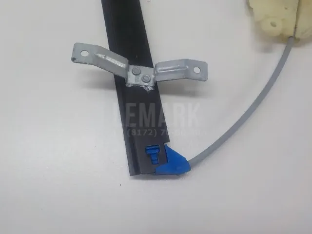 Стеклоподъемник электр. задний левый