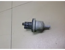 Клапан вакуумный