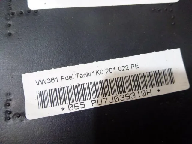 Бак топливный для  Acura MDX 2001-2006