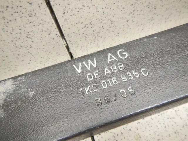 Кронштейн защиты картера для  Audi A6 [C5] 1997-2004