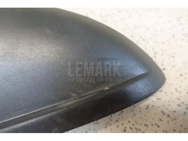 Накладка зеркала левого для  CASE SV300 2012