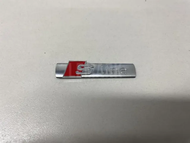 Эмблема