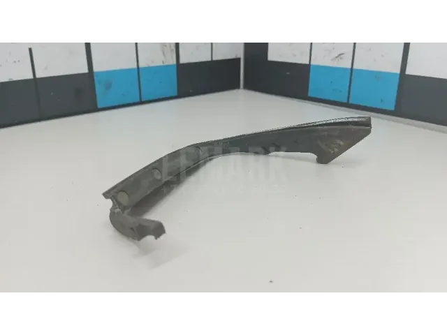 Уплотнитель фары