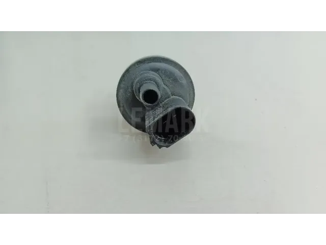 Клапан вакуумный