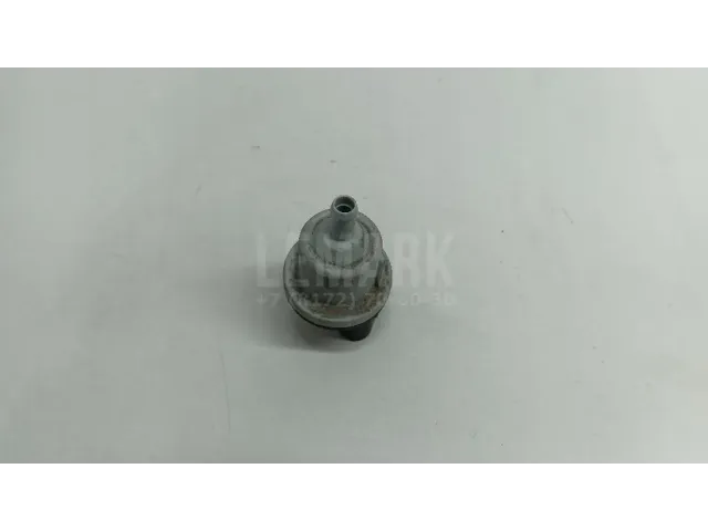 Клапан вакуумный
