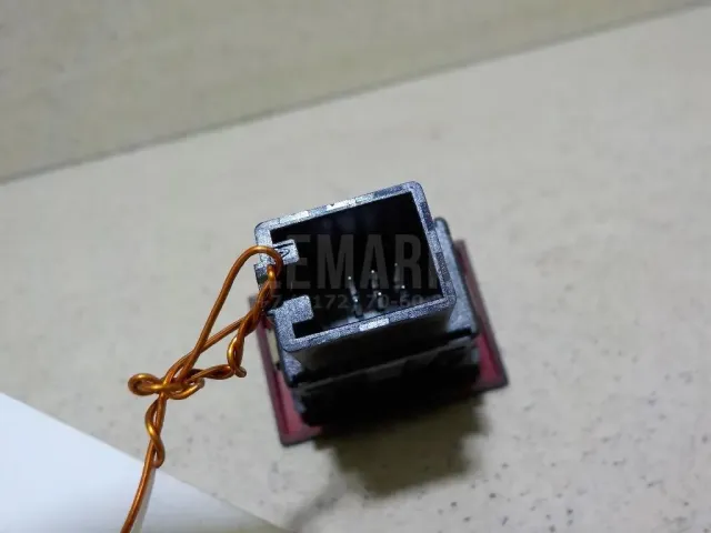 Кнопка аварийной сигнализации для  Exeed RX / Yaoguang (T22) 2023