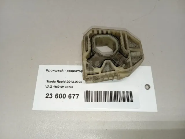 Кронштейн радиатора для  Fiat Fiorino 2008