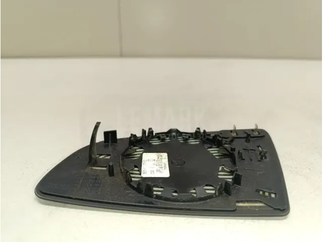 Стекло зеркала электрического правого для  BMW 3-serie E90/E91 2005-2012