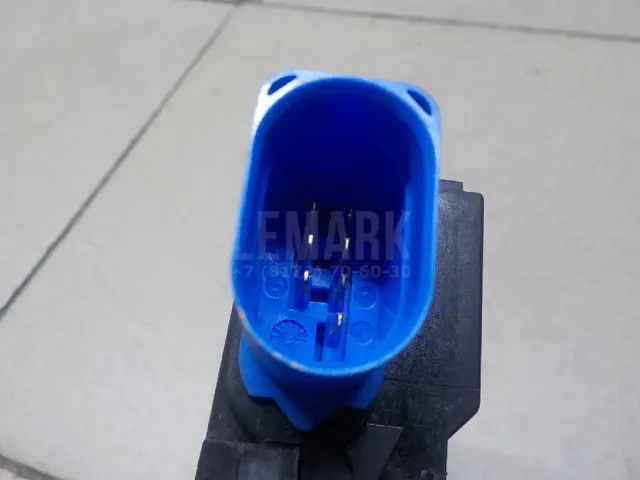 Замок двери передней правой для  Ford Fiesta 2008-2019