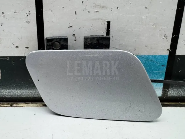 Заглушка буксировочного крюка для  Chrysler Stratus/Cirrus 0-2001