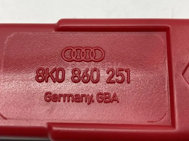 Знак аварийной остановки для  Audi A6 [C5] 1997-2004