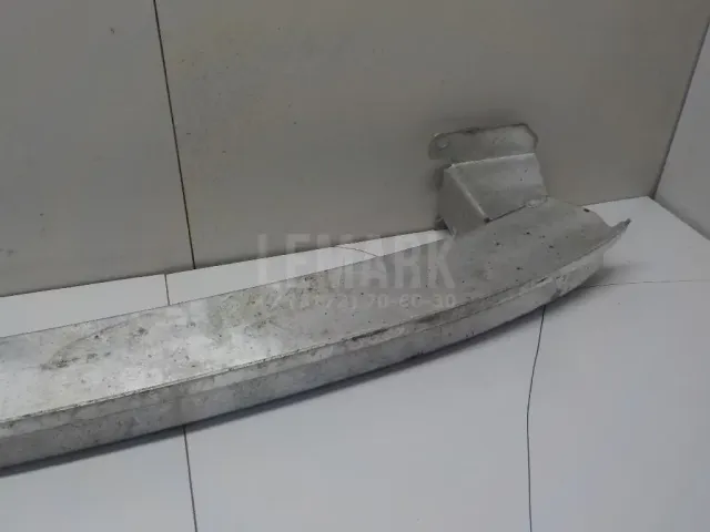 Усилитель заднего бампера
