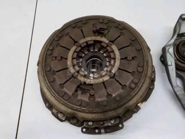 К-кт сцепления (двухдисковое) для  Geely Tugella (FY11) 2020