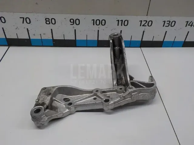 Кронштейн переднего рычага для  Chrysler Sebring 2006-2010