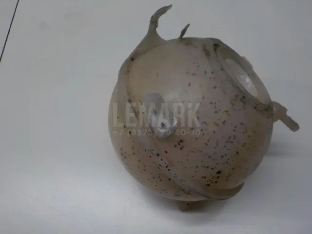 Бачок расширительный