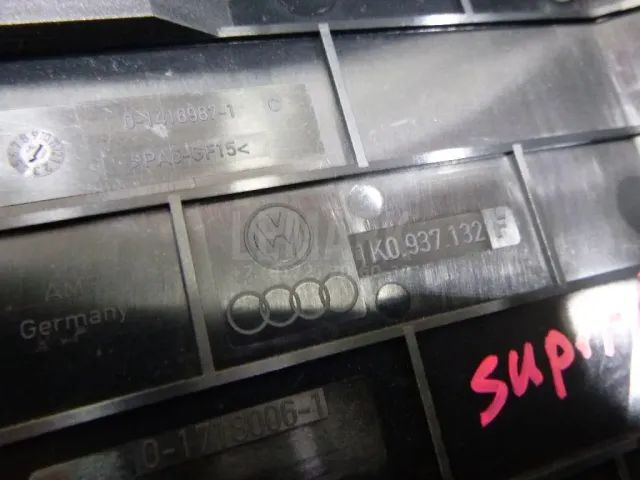 Крышка блока предохранителей для  BMW 5-serie E60/E61 2003-2009