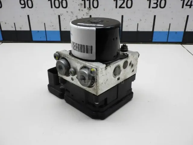 Блок ABS (насос) для  BMW X3 E83 2004-2010