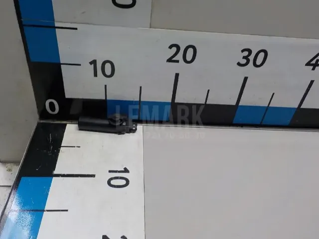 Демпфер бардачка