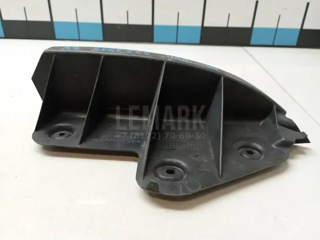 Направляющая заднего бампера правая для  Ford EcoSport 2012-2023