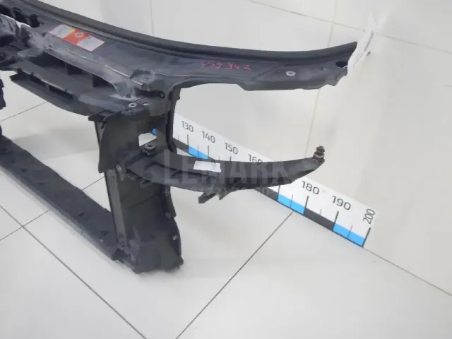 Панель передняя для  BMW X3 E83 2004-2010