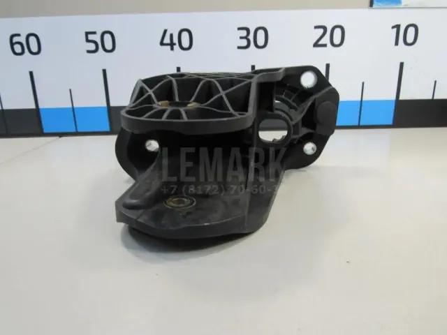 Кронштейн педали сцепления для  BMW 3-serie F30/F31/F80 2011-2020