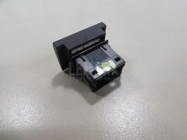 Кнопка аварийной сигнализации для  Exeed RX / Yaoguang (T22) 2023