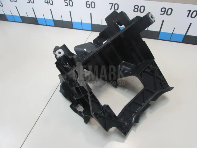 Корпус блока предохранителей для  Ford Kuga 2008-2012