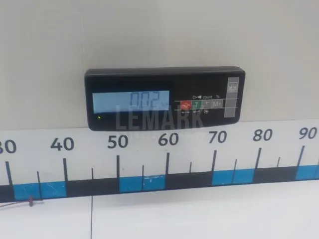 Трос лючка бензобака
