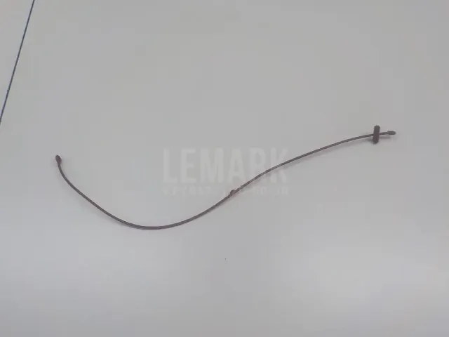 Трос лючка бензобака