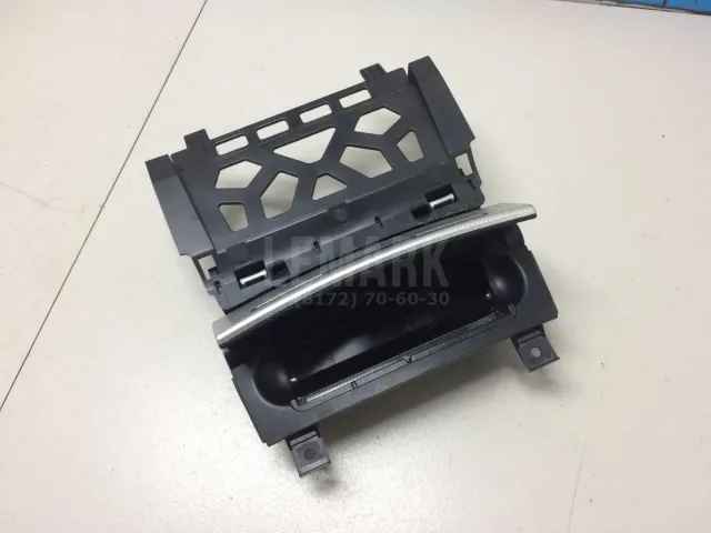Пепельница передняя для  Cadillac SRX 2003-2009