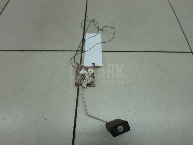Датчик уровня топлива
