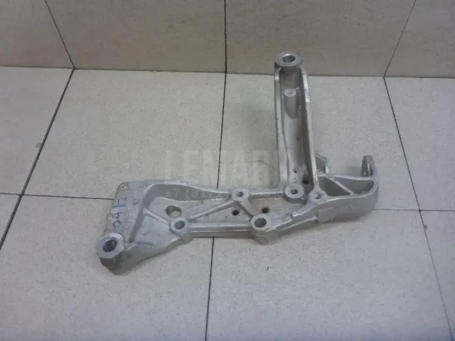 Кронштейн переднего рычага для  Audi A3 (8L1) 1996-2003