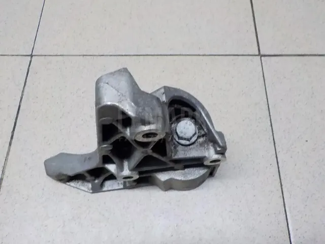 Кронштейн кондиционера для  Audi A3 (8L1) 1996-2003