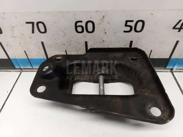 Кронштейн (п.з.к.) для  Ford Focus I 1998-2005