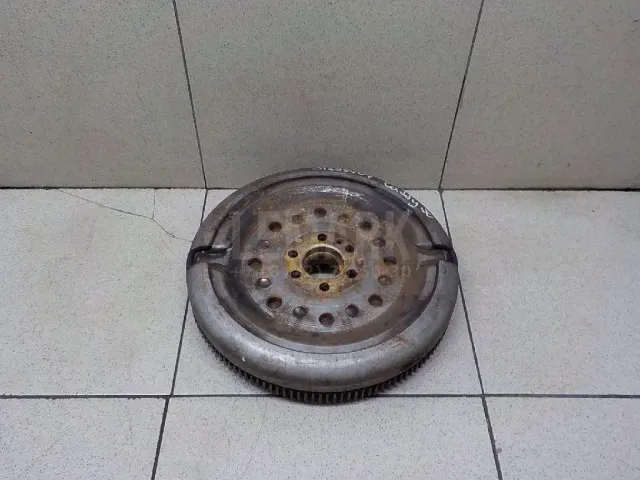 Маховик для  Ford Focus I 1998-2005