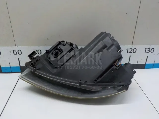Фара правая для  Ford Kuga 2008-2012
